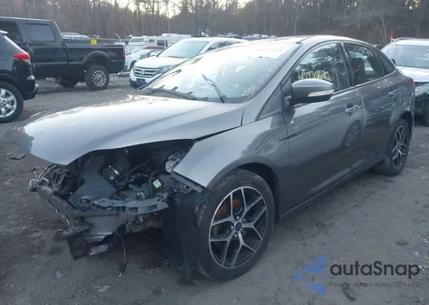 2014 Ford Focus Se from USA, damaged, VIN 1FADP3F22EL261794
